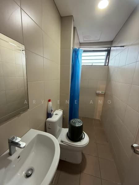 Servis Apartment untuk Dijual di i-SOHO @ i-City - Arylene Ang - Bathroom - PropertyGuru.com.my
