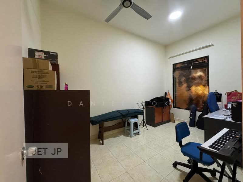 Semi-Detached House for Sale in Bandar Parklands (Klang) - Daniel Kok - Study - PropertyGuru.com.my