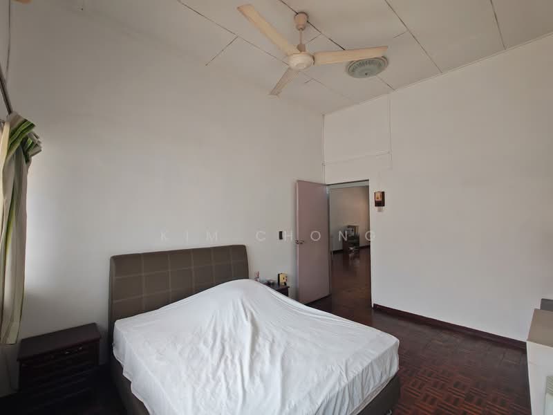 Rumah Teres 2 Tingkat untuk Dijual di Taman Chi Liung (Klang) - Kim Chong - Bedroom - PropertyGuru.com.my