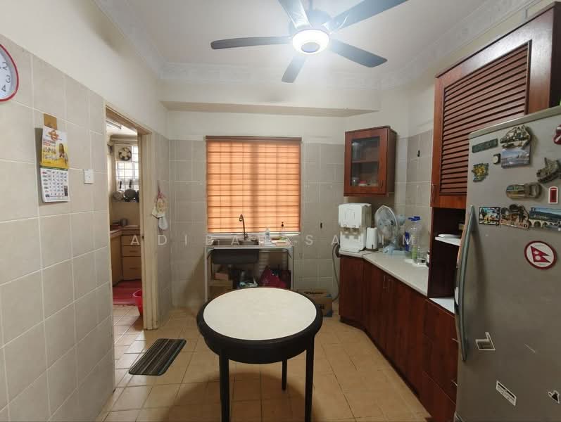 2-storey Terraced House for Sale in Putrajaya (Putrajaya) - Adibah Salim - Kitchen - PropertyGuru.com.my