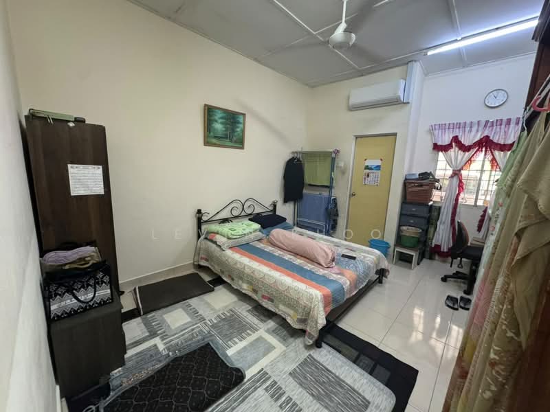 Rumah Berkembar untuk Dijual di Taman Kajang Mewah (Kajang) - Levin Khoo - Bedroom - PropertyGuru.com.my