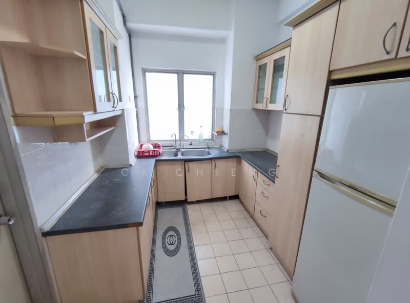 Condominium for Rent at Ridzuan Condominium - CK Chieng - Kitchen - PropertyGuru.com.my