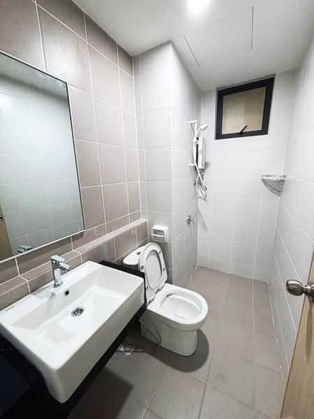 Kondominium untuk Disewa di IDEAL VENICE RESIDENCY - Jerry Tan - Bathroom - PropertyGuru.com.my