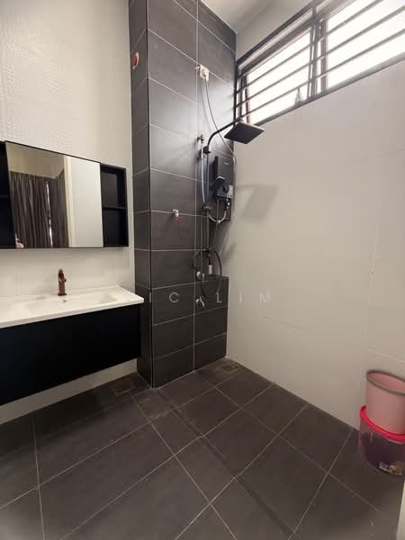 Rumah Kluster untuk Dijual di Setia Tropika (Johor Bahru) - Vic Lim - PropertyGuru.com.my