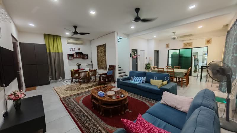 Bungalow for Sale in Bukit Sungai Long (Bandar Sungai Long) - Faizul Zamrod - Living Room - PropertyGuru.com.my