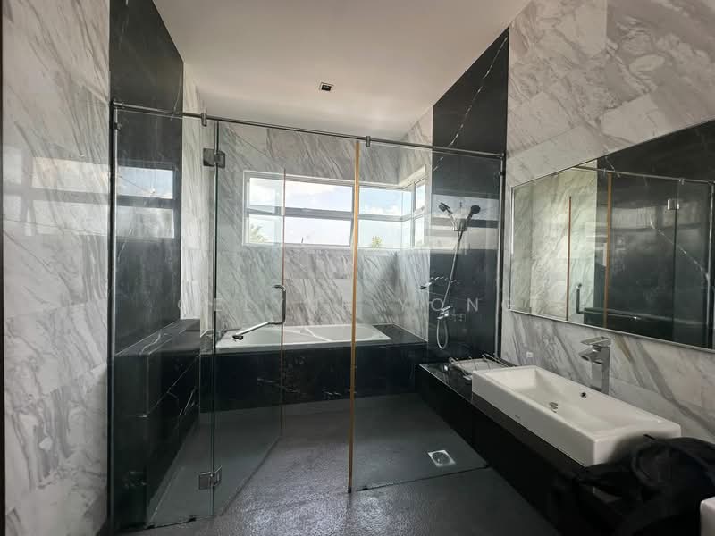 Bungalow for Sale in Horizon Hills (Iskandar Puteri (Nusajaya)) - Gelyne Yong - Bathroom - PropertyGuru.com.my