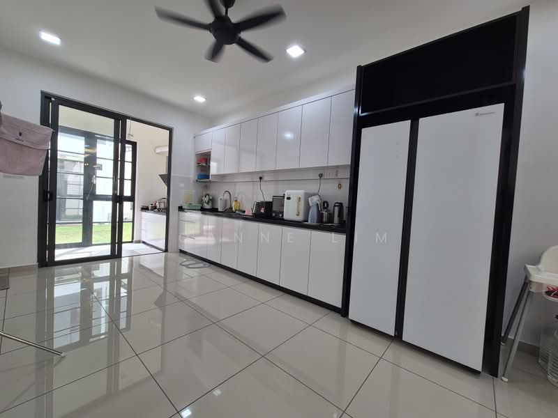 Rumah Teres 2 Tingkat untuk Dijual di Bemban (Melaka) - Anne Lim - PropertyGuru.com.my