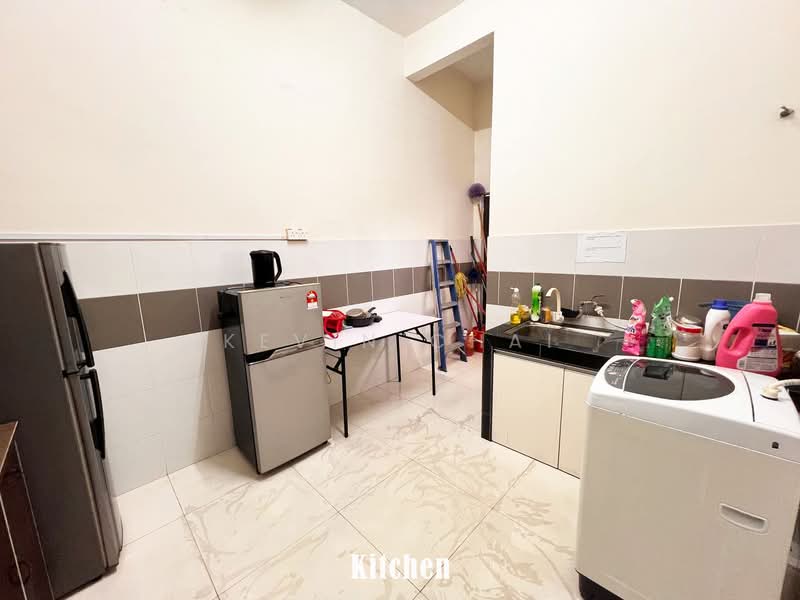 3-storey Terraced House for Sale in Kampar (Perak) - Kevin Chai - Kitchen - PropertyGuru.com.my