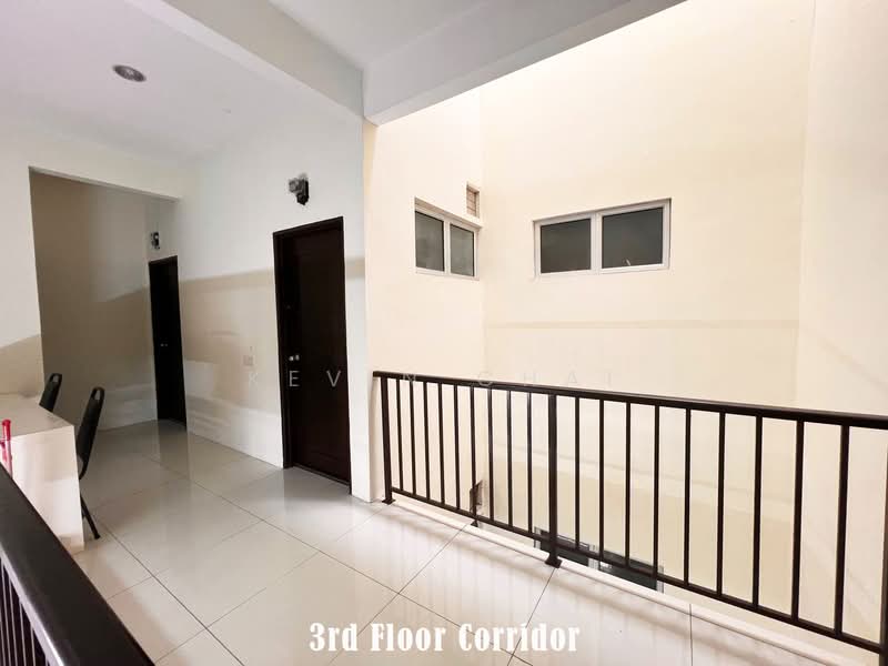 3-storey Terraced House for Sale in Kampar (Perak) - Kevin Chai - Corridor - PropertyGuru.com.my