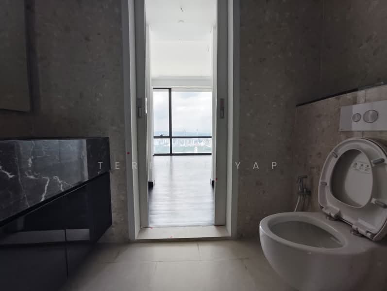 Kediaman Servis untuk Dijual di Regent Suites @ Pavilion Damansara Heights - Terence Yap - Bathroom - PropertyGuru.com.my