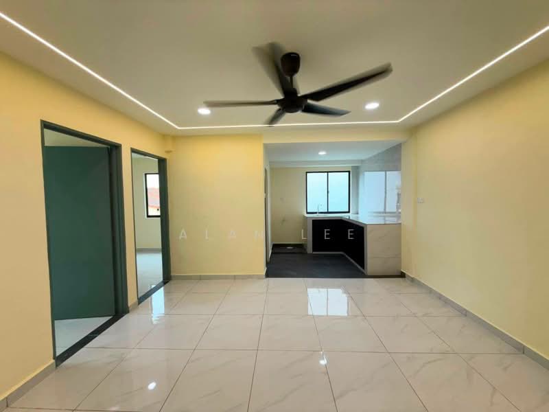 Flat for Sale at Flat Bandar Selesa Jaya @ Jalan Silat Gayong - Alan Lee - Living Room - PropertyGuru.com.my