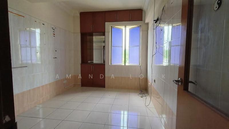 Shop / Office for Rent in Seksyen 3, Taman Kinrara (Puchong) - Amanda Lock - Interior - PropertyGuru.com.my