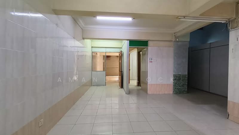 Shop / Office for Rent in Seksyen 3, Taman Kinrara (Puchong) - Amanda Lock - Interior - PropertyGuru.com.my