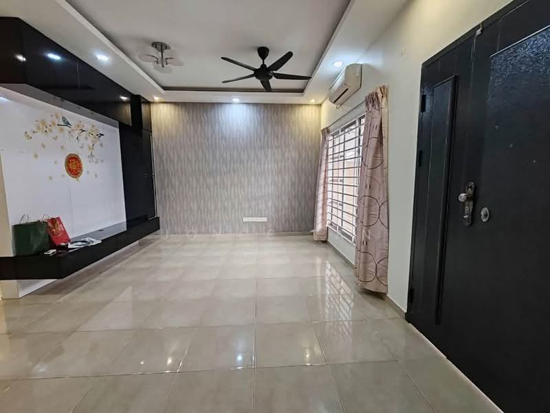 2-storey Terraced House for Rent in Taman Nusa Sentral (Iskandar Puteri (Nusajaya)) - Joyce Tan - Living Room - PropertyGuru.com.my