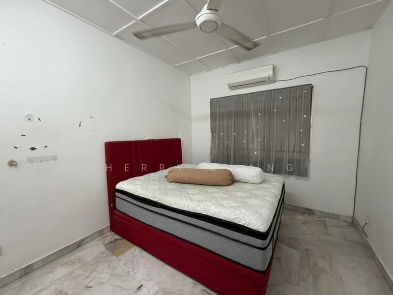 Rumah Teres 1 Tingkat untuk Disewa di Kepong (Kuala Lumpur) - Sherry Chang - Bedroom - PropertyGuru.com.my