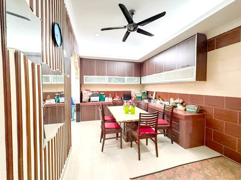 Rumah Berkembar untuk Dijual di Taman Cheras Jaya (Cheras) - Akmal Adam - Kitchen - PropertyGuru.com.my