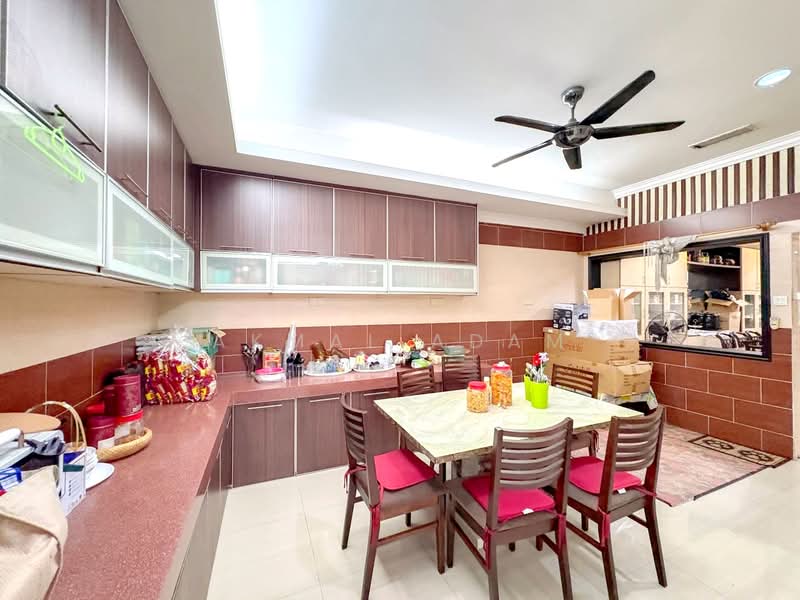 Rumah Berkembar untuk Dijual di Taman Cheras Jaya (Cheras) - Akmal Adam - Kitchen - PropertyGuru.com.my