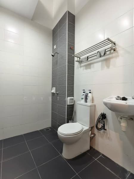 2-storey Terraced House for Sale in Taman Mount Austin (Tebrau) - Crystal Tan - Bathroom - PropertyGuru.com.my