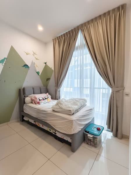 2-storey Terraced House for Sale in Taman Mount Austin (Tebrau) - Crystal Tan - Bedroom - PropertyGuru.com.my