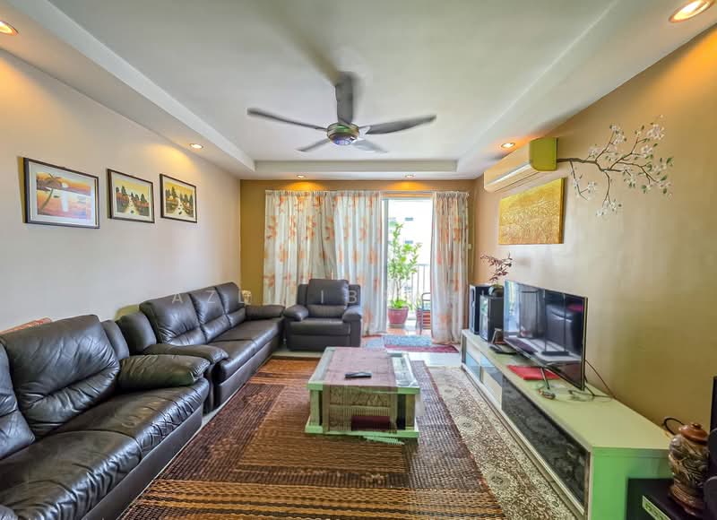 Kondominium untuk Dijual di Platinum Lake PV 13 - Azli Ibrahim - Living Room - PropertyGuru.com.my
