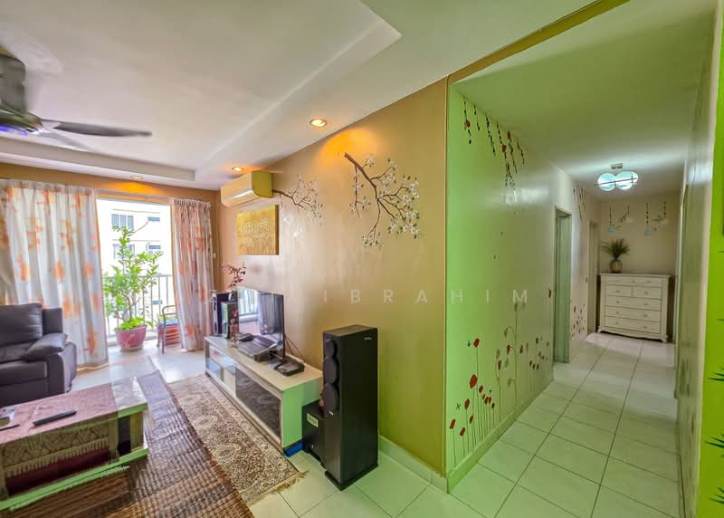 Kondominium untuk Dijual di Platinum Lake PV 13 - Azli Ibrahim - Living Room - PropertyGuru.com.my