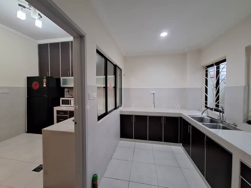 2-storey Terraced House for Sale in Bandar Puteri Puchong (Puchong) - Shanice Low - Kitchen - PropertyGuru.com.my