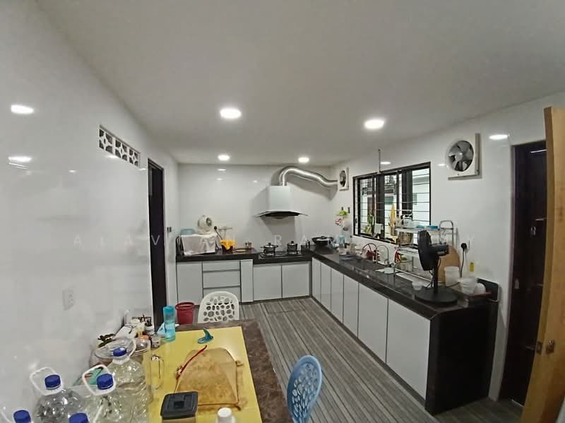 2-storey Terraced House for Sale in Taman Palm Grove (Klang) - Alavian Ramasamy - Kitchen - PropertyGuru.com.my