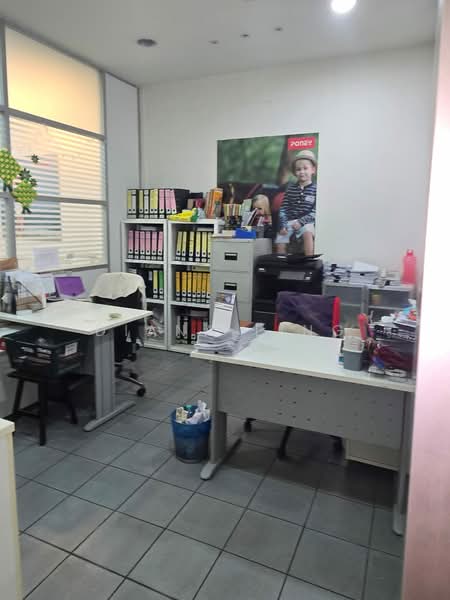 Office for Rent in Taman Serdang Perdana (Seri Kembangan) - Diana Ling - Interior - PropertyGuru.com.my