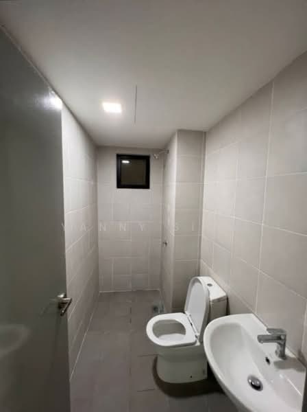 Service Residence for Sale at M Centura - Yanny Siow - Bathroom - PropertyGuru.com.my