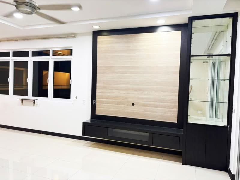 Kondominium untuk Disewa di Vertiq - Jerry Tan - Living Room - PropertyGuru.com.my