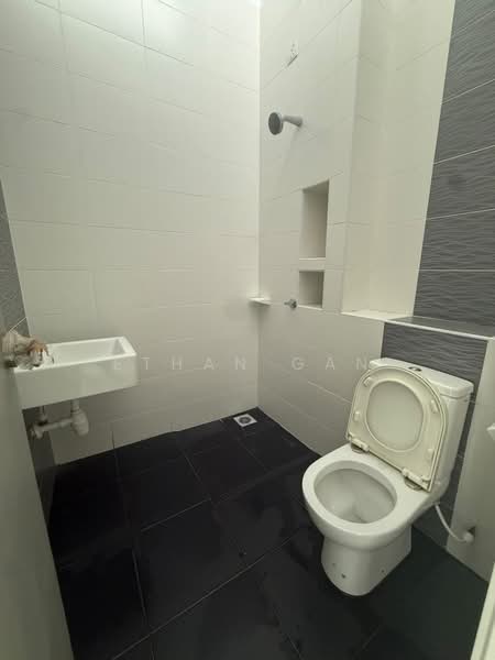 2-storey Terraced House for Sale in Taman Mount Austin (Tebrau) - Ethan Gan - PropertyGuru.com.my