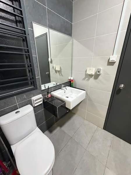Rumah Teres 2 Tingkat untuk Disewa di Johor Bahru (Johor) - Alicia Voon - Bathroom - PropertyGuru.com.my