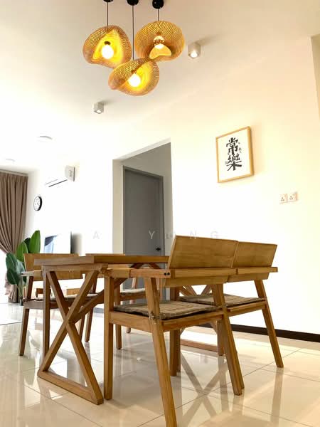 Servis Apartment untuk Disewa di Luminari - Au Yong - Dining Room - PropertyGuru.com.my