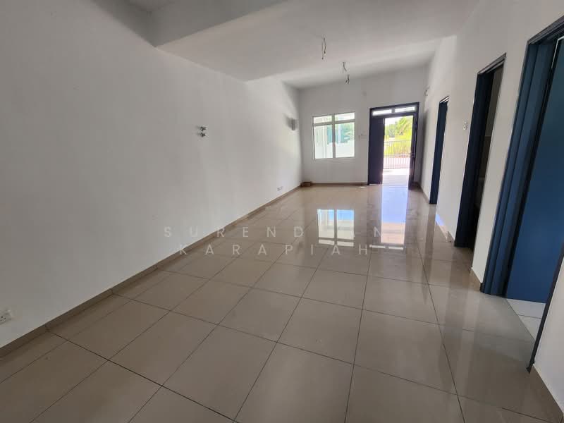 Semi-Detached House for Sale in Banting (Selangor) - Surendran Karapiah - Interior - PropertyGuru.com.my