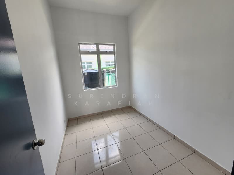 Semi-Detached House for Sale in Banting (Selangor) - Surendran Karapiah - Interior - PropertyGuru.com.my