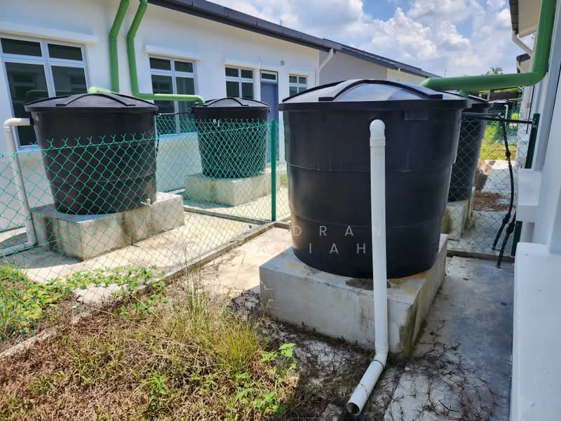Semi-Detached House for Sale in Banting (Selangor) - Surendran Karapiah - Exterior - PropertyGuru.com.my