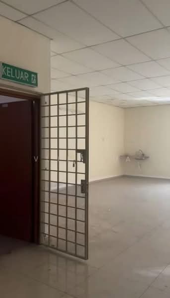 Shop / Office for Rent in Taman Desa Cemerlang (Ulu Tiram) - Vlien Lua - PropertyGuru.com.my