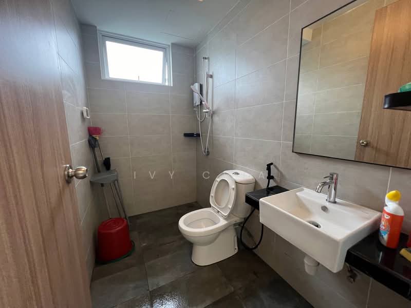 Kondominium untuk Disewa di QuayWest Residence - Ivy Chia - Bathroom - PropertyGuru.com.my