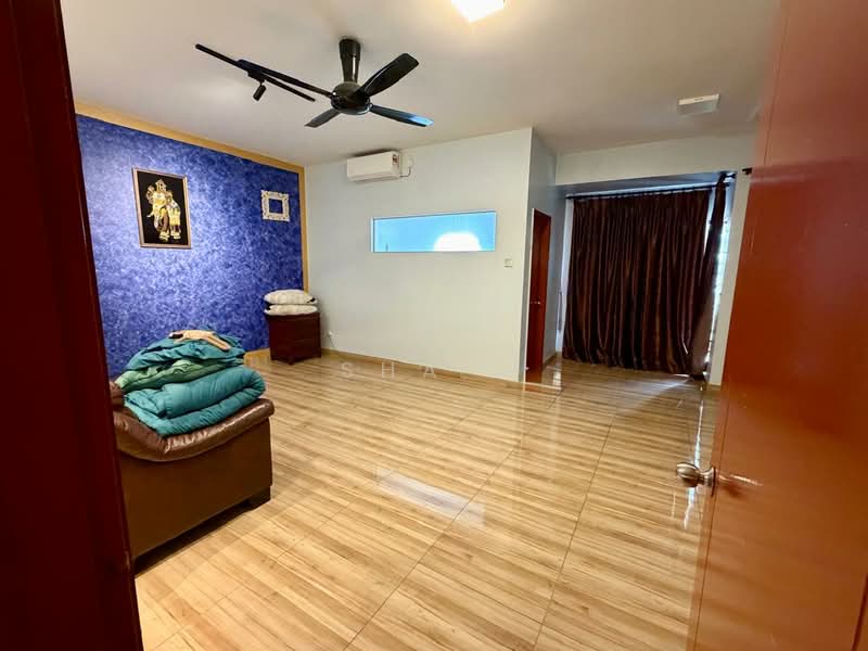 Rumah Teres 2 Tingkat untuk Dijual di Sutera Damansara (Damansara Damai) - Sha . - Living Room - PropertyGuru.com.my