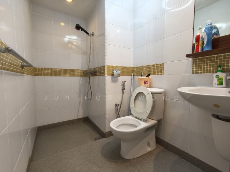 Service Residence for Sale at i-Zen @ Kiara 1 - Teddy Wong - Bathroom - PropertyGuru.com.my