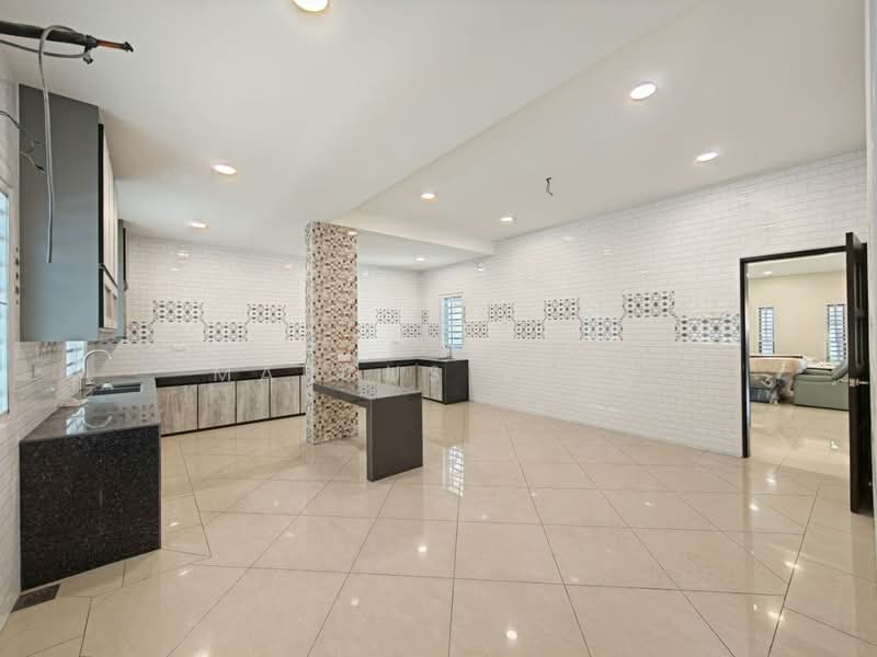 Bungalow for Sale in Taman Mansion (Ipoh) - Marcus Seng - Kitchen - PropertyGuru.com.my