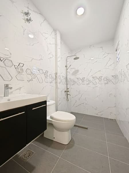 Bungalow for Sale in Taman Mansion (Ipoh) - Marcus Seng - Bathroom - PropertyGuru.com.my