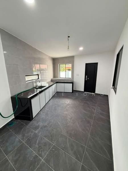 Rumah Teres 1 Tingkat untuk Dijual di Johor Bahru (Johor) - Joanne Yong - Kitchen - PropertyGuru.com.my