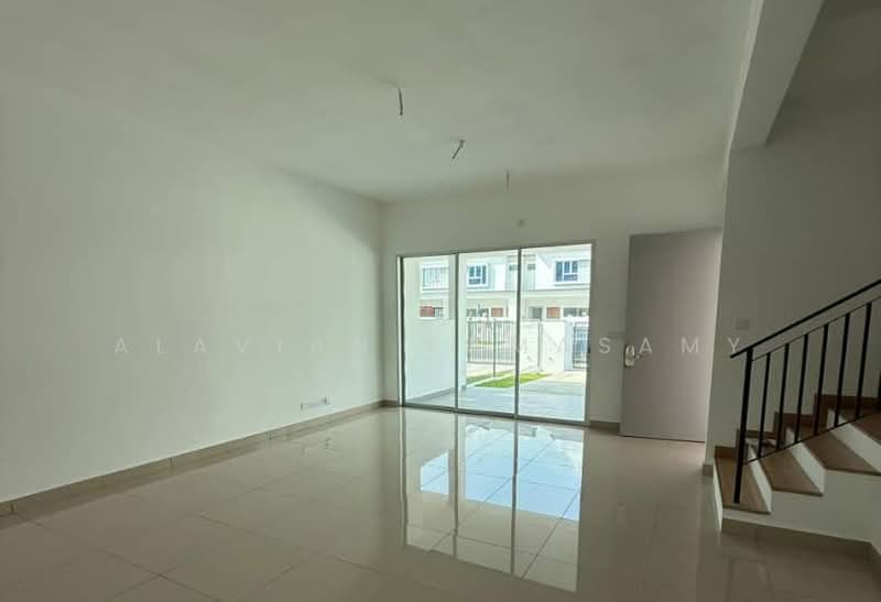 2-storey Terraced House for Sale in Kota Bayuemas (Klang) - Alavian Ramasamy - Living Room - PropertyGuru.com.my