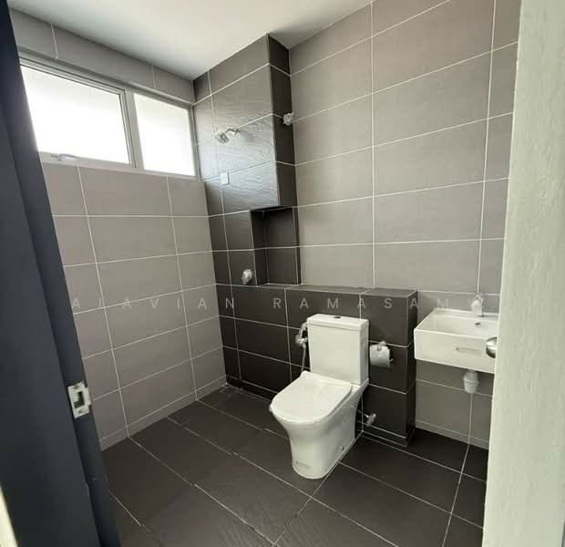 2-storey Terraced House for Sale in Kota Bayuemas (Klang) - Alavian Ramasamy - Bathroom - PropertyGuru.com.my