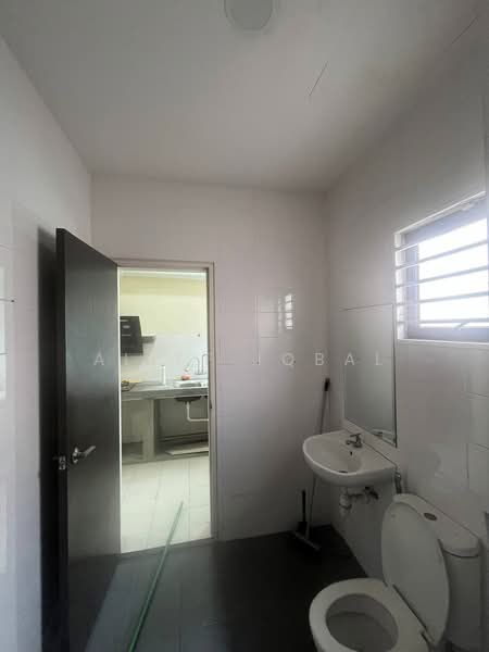 Rumah Teres untuk Disewa di Bandar Bukit Raja (Klang) - Aliff Iqbal - PropertyGuru.com.my