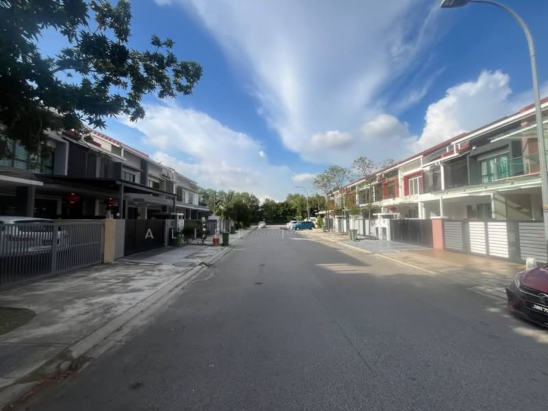 Rumah Teres untuk Disewa di Bandar Bukit Raja (Klang) - Aliff Iqbal - PropertyGuru.com.my