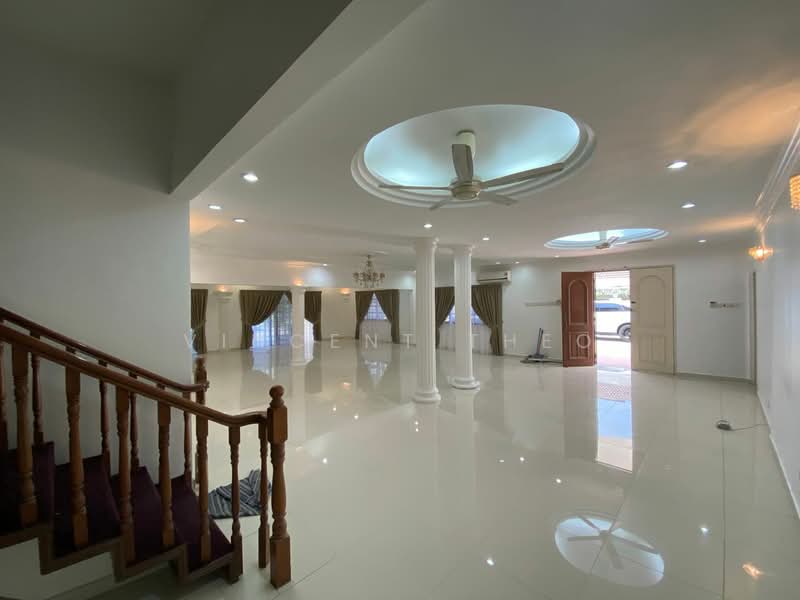 Bungalow for Rent in Ampang Hilir (Ampang) - Vincent Theo - Living Room - PropertyGuru.com.my