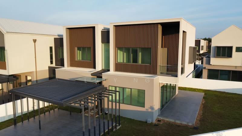 Semi-Detached House for Sale in Kuching (Sarawak) - Lily Ng - PropertyGuru.com.my