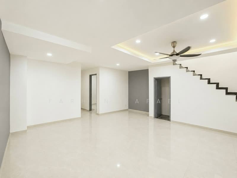 2-storey Terraced House for Sale in Puncak Alam (Selangor) - Farhan Rafael - Living Room - PropertyGuru.com.my